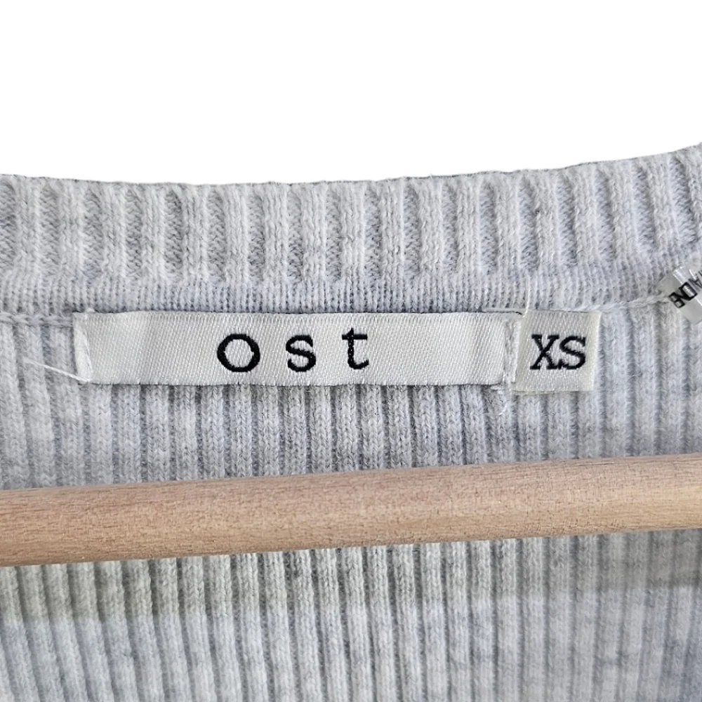 OST Cotton Pointelle Knit Gray White Short Sleeve Split Hem Light Boho Sweater